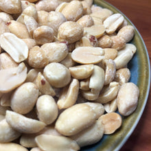 Load image into Gallery viewer, Australian Roasted &amp; Unsalted Peanuts
